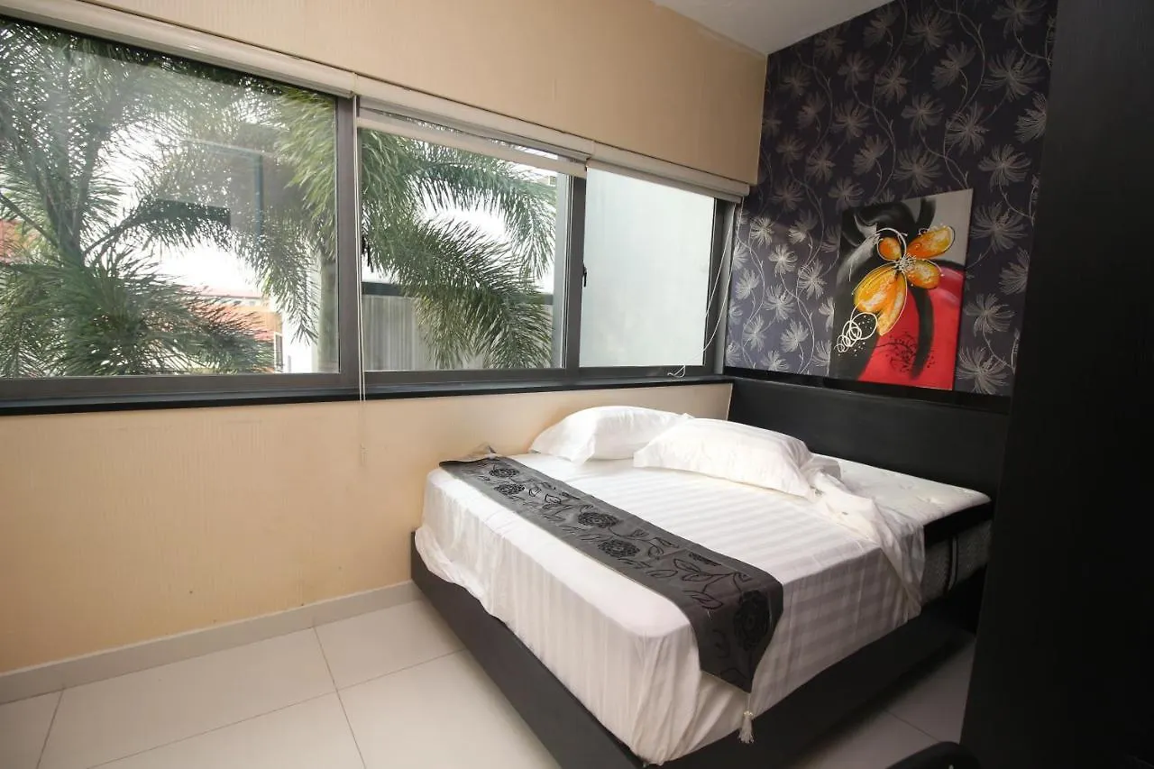 Jjh Serviced Apartments Near Serangoon Mrt Singapore 2*,  Singapore