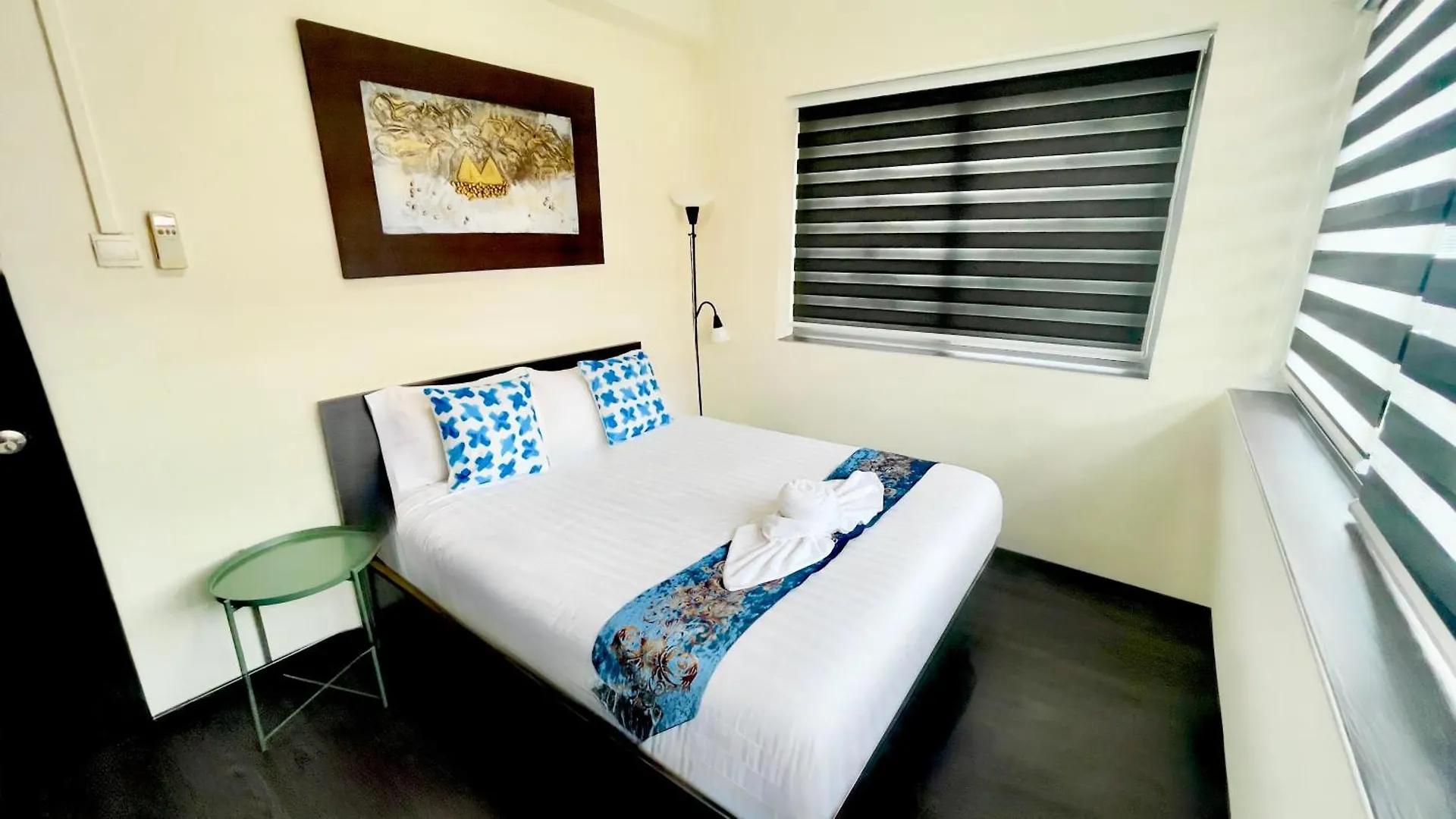 Jjh Serviced Apartments Near Serangoon Mrt Singapore 2*,