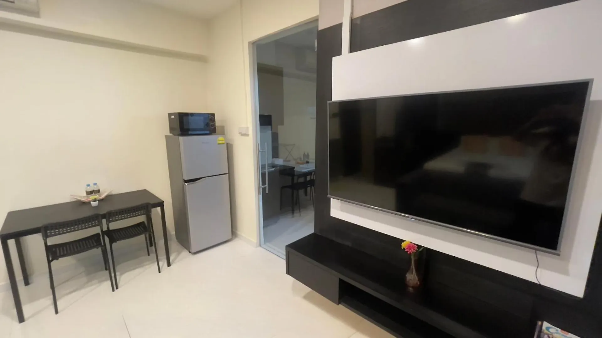 Jjh Serviced Apartments Near Serangoon Mrt Singapore 2*,