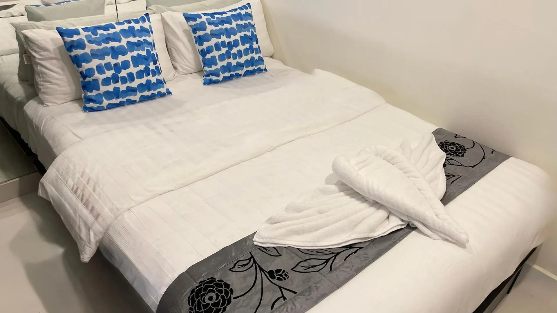 Jjh Serviced Apartments Near Serangoon Mrt Singapore 2*,  Singapore