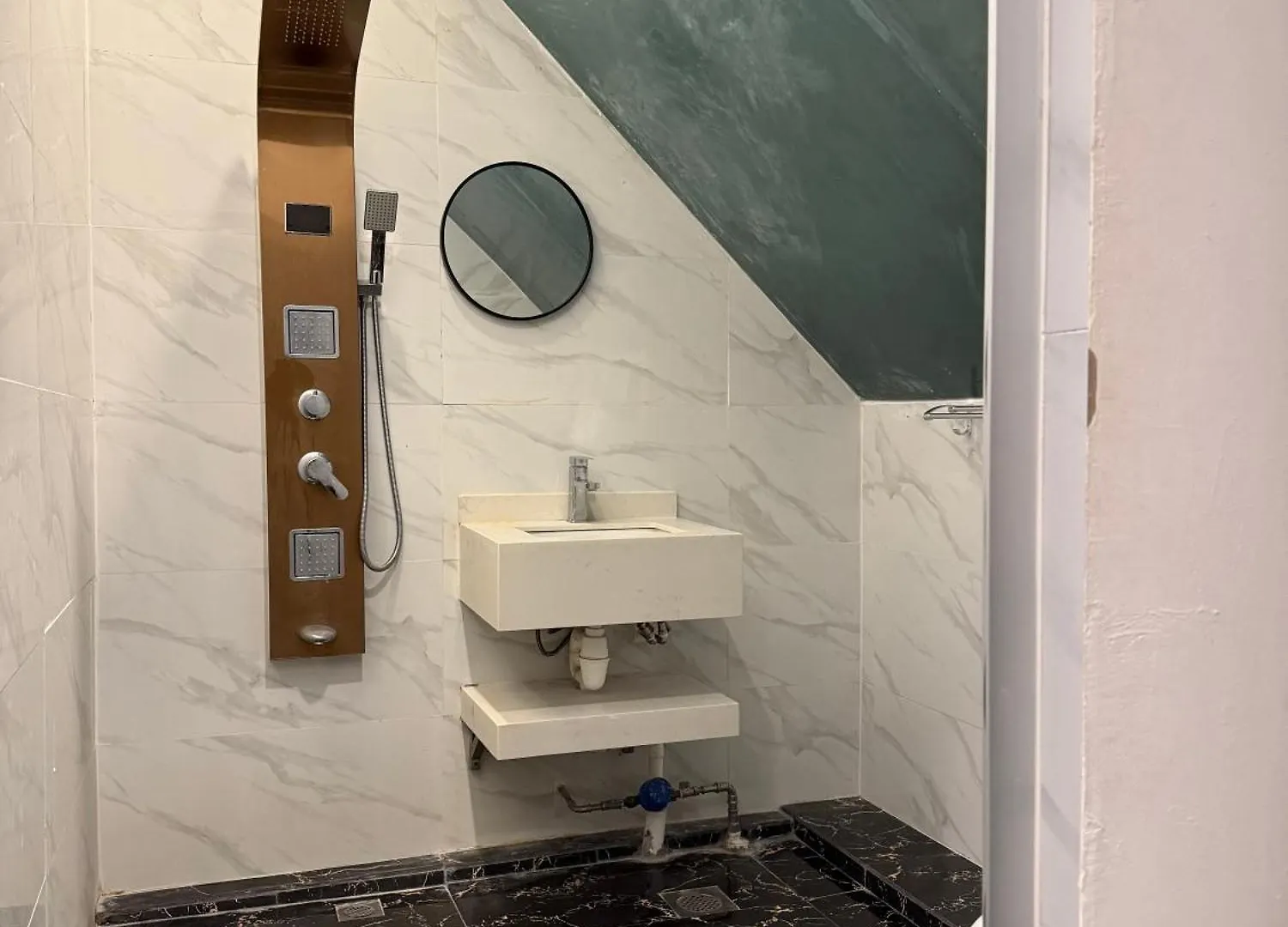 Jjh Serviced Apartments Near Serangoon Mrt Singapore 2*,  Singapore