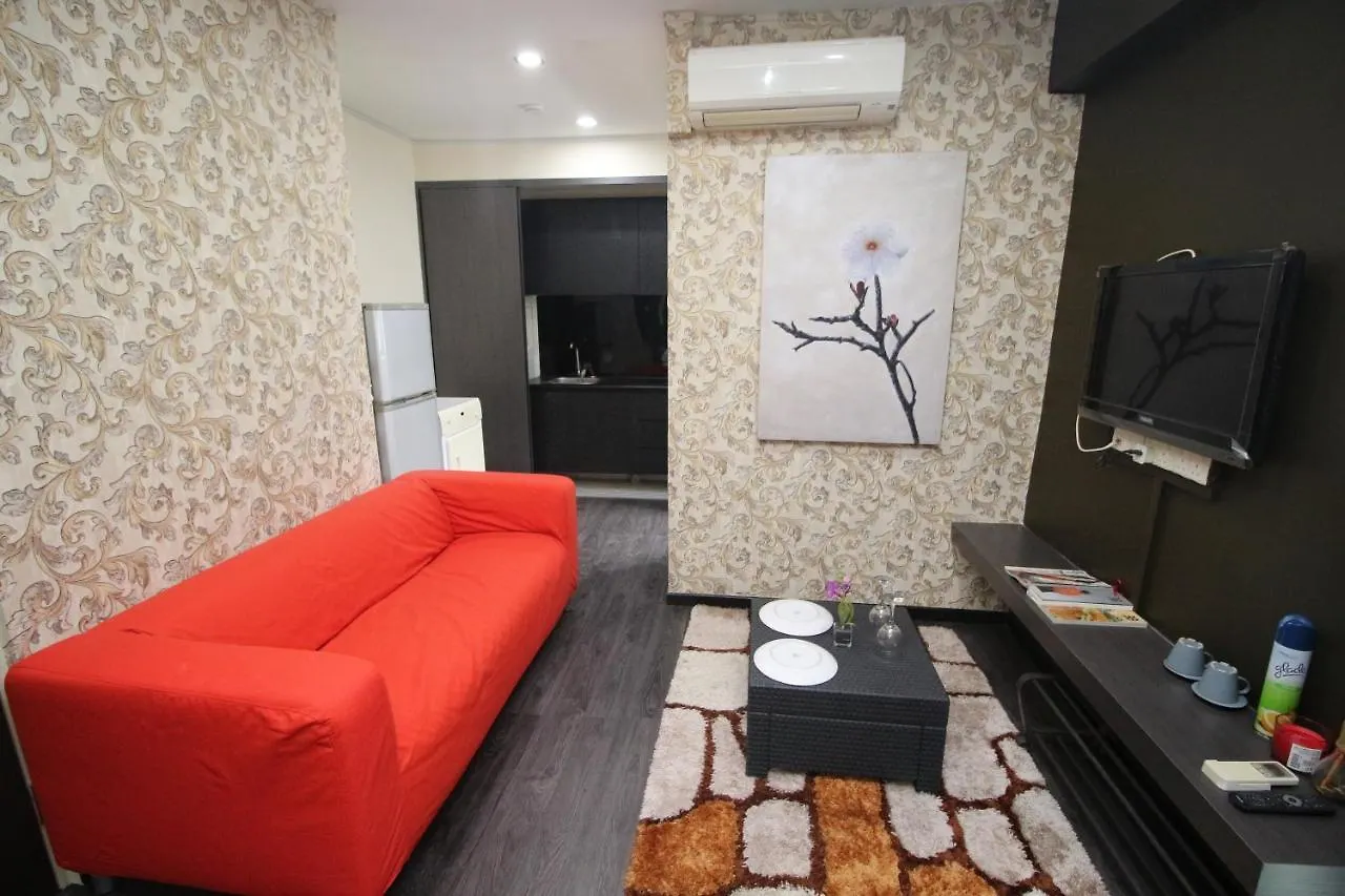 Aparthotel Jjh Serviced Apartments Near Serangoon Mrt Singapore