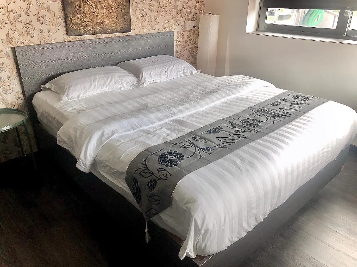 Aparthotel Jjh Serviced Apartments Near Serangoon Mrt Singapore