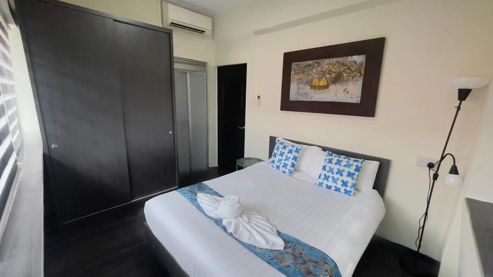 Jjh Serviced Apartments Near Serangoon Mrt Singapore